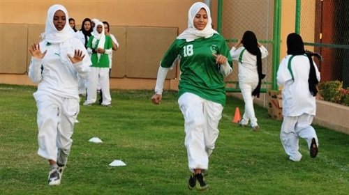 686069_arabia_saudi_mujeres_deporte_inside_the_games_foto610x342